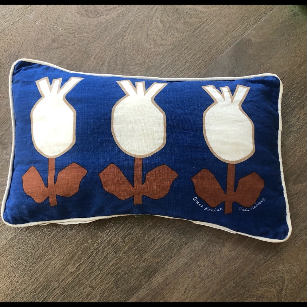 Nettle Creek MCM Pillow Vtg. 70’s?    18”x11”